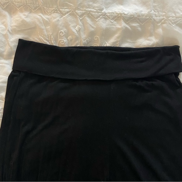 Black Palazzo Pant, Wide leg, Fold-over Waist size Large, lounge - Picture 2 of 6